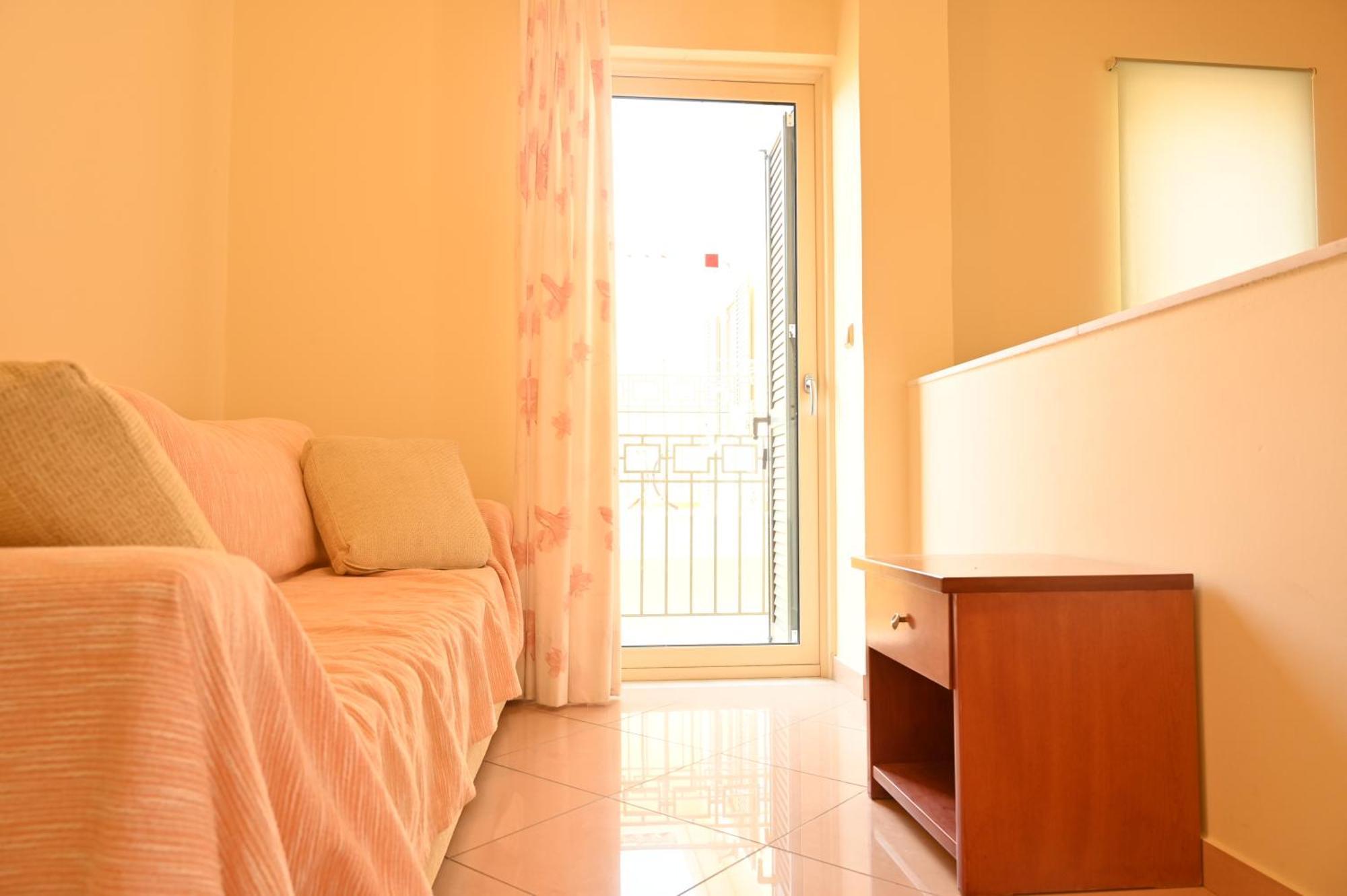 Liocharis Villas 劳德哈塔 外观 照片